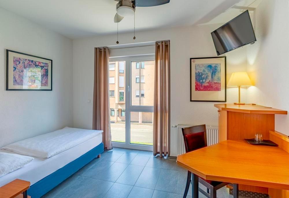 Heilbronner Hotel Am Schoenen Theater Экстерьер фото