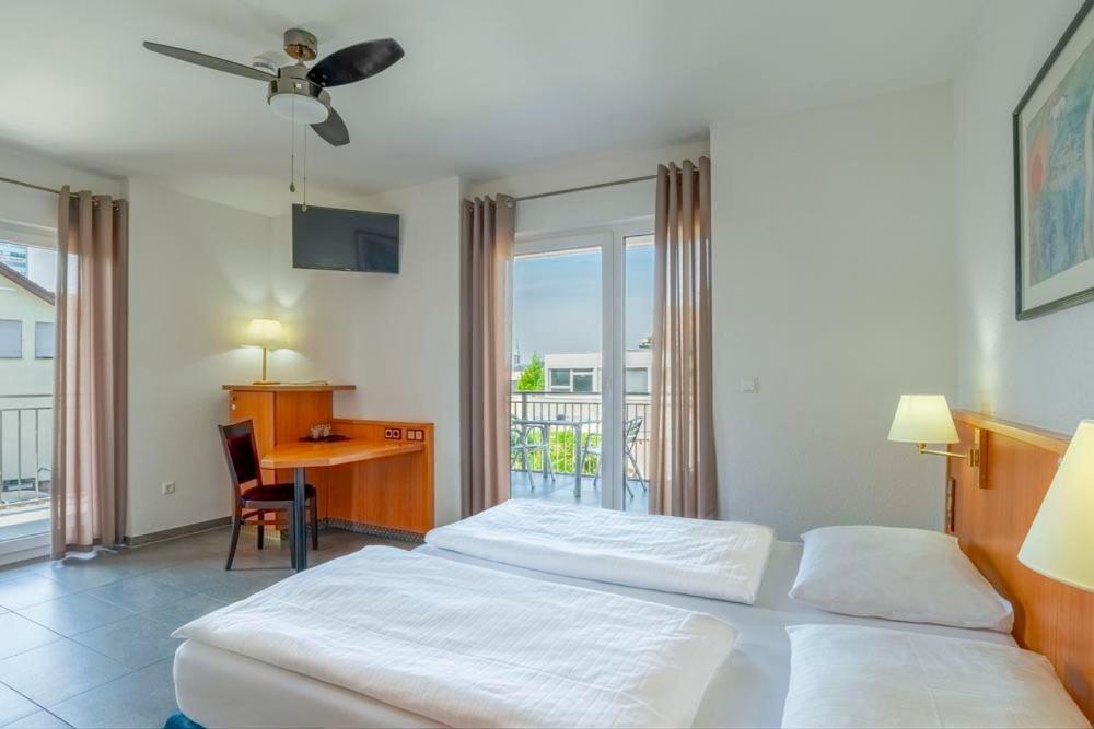 Heilbronner Hotel Am Schoenen Theater Экстерьер фото